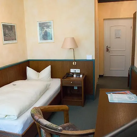 Otel Reifenstein Kleinbartloff